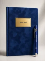 SIGNATURE Velvet - Personalizovani plišani rokovnik sa gravurom - Slika 4